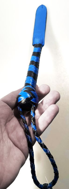 Kurzer Kantschu - Hochwertige Lederpeitsche mit Klatsche